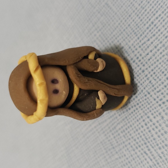 New Super Adorable Miniature 3 Piece Polymer Clay Nativity Set - Picture 2 of 7